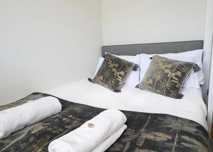 Anima Mundi - Large Beautiful - Great Location In South West By Stae Homes *