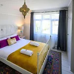 Anima Mundi - Large Beautiful - Great Location In South West By Stae Homes Bristol