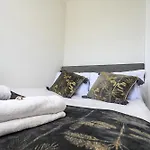 Сasa de vacaciones Anima Mundi - Large Beautiful - Great Location In South West By Stae Homes