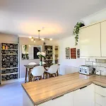 Сasa de vacaciones Anima Mundi - Large Beautiful - Great Location In South West By Stae Homes *
