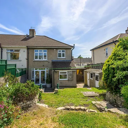 Anima Mundi - Large Beautiful - Great Location In South West By Stae Homes