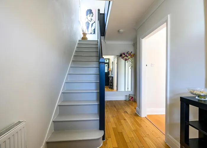 Anima Mundi - Large Beautiful - Great Location In South West By Stae Homes * Bristol